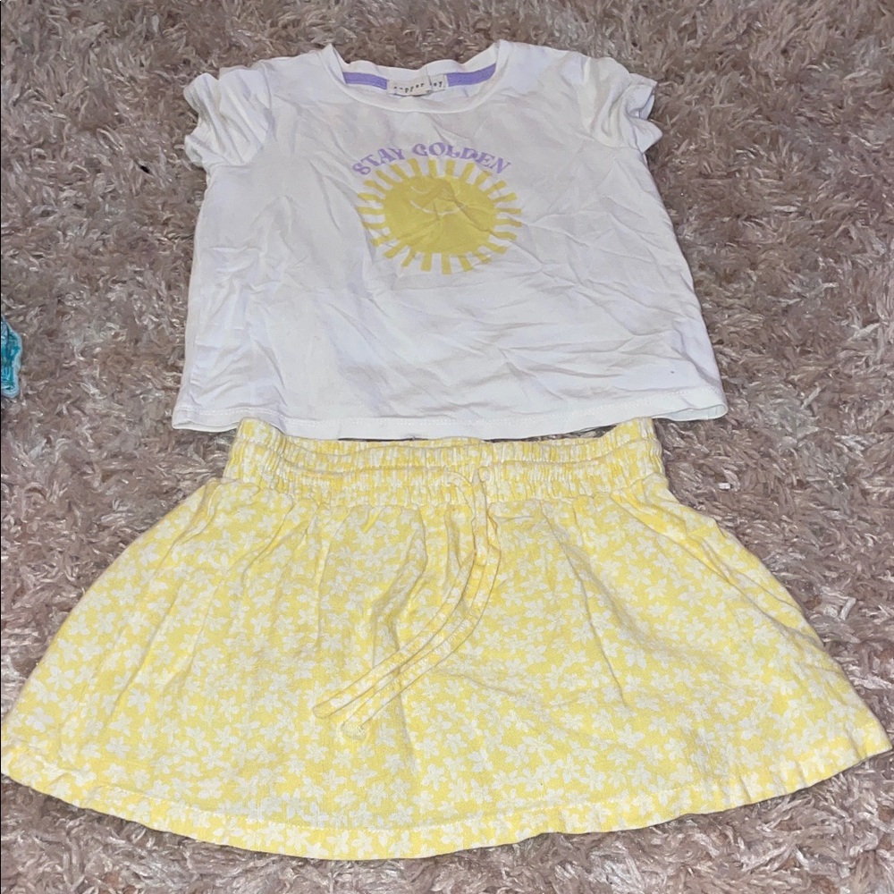 White and Yellow Sun Print T-Shirt and Skirt Set